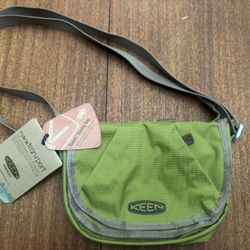 NWT Keen Montclair Mini Crossbody Bag