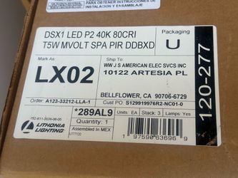 Lithonia Lighting DSX1 LED P13 40K 70CRI T5M MVOLT SPA PIR L90 DDBXD