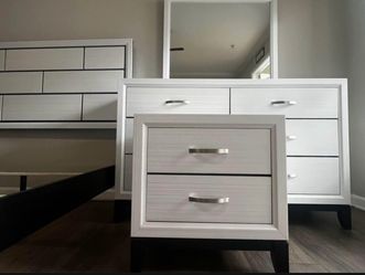 Get a Full or Queen Size Bed With Dresser & Mirror and Night Stand  — all for just $698!