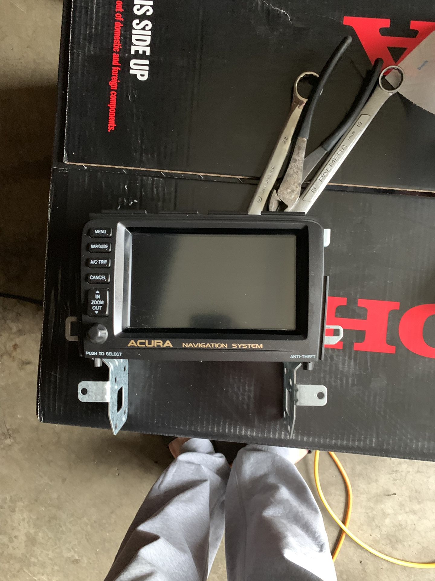 Touchscreen navigation screen