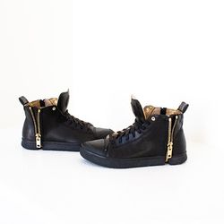 Diesel S-NENTISH Black Leather Sneakers for Sale in Las Vegas, NV