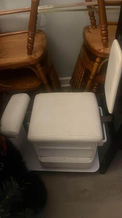 Salon chairs