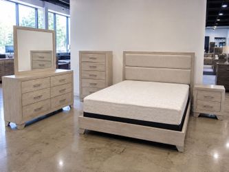 Brand New !! Queen/King Bedroom Set For Sale - Cash & Monthly Payments