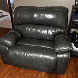 3 Piece Leather Recliners 