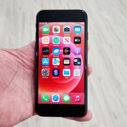 Unlocked iPhone 8 Excellent Condition 64GB Works With All Carriers 