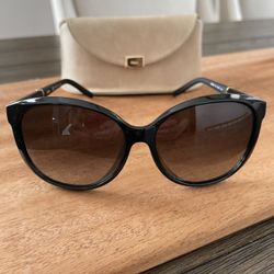 Chloe Black Oversized Frame Women’s Sunglasses 