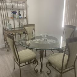Dinning Room Set With 4 Chairs Glass Table And Bar.