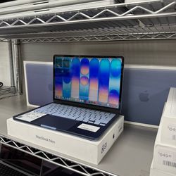 💻 JUST IN! MacBook Neo