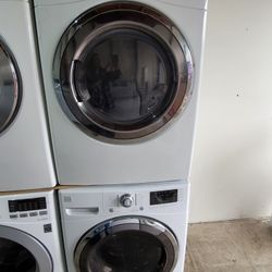 Kenmore Front Loading Washer And Stackable Gas Dryer Set With Steam 