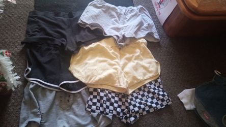 Woman's Shorts Good Condition Size Medium To Large $3.00 Each 