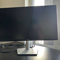 Dell Monitor 27 Inch 4K UHD IPS Display