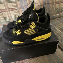 Yellow Thunder Jordan 4