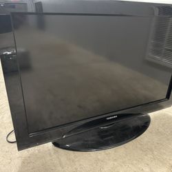 32” Toshiba TV