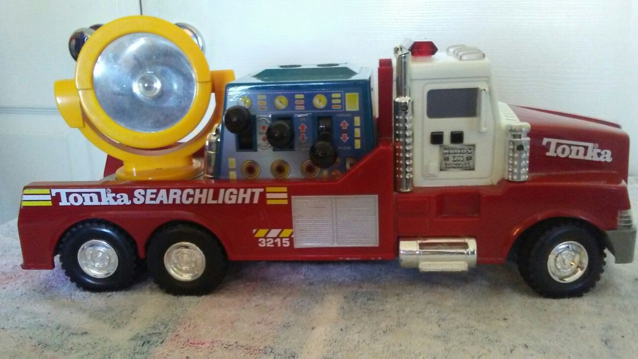 Big Tonka Searchlight Truck Toy