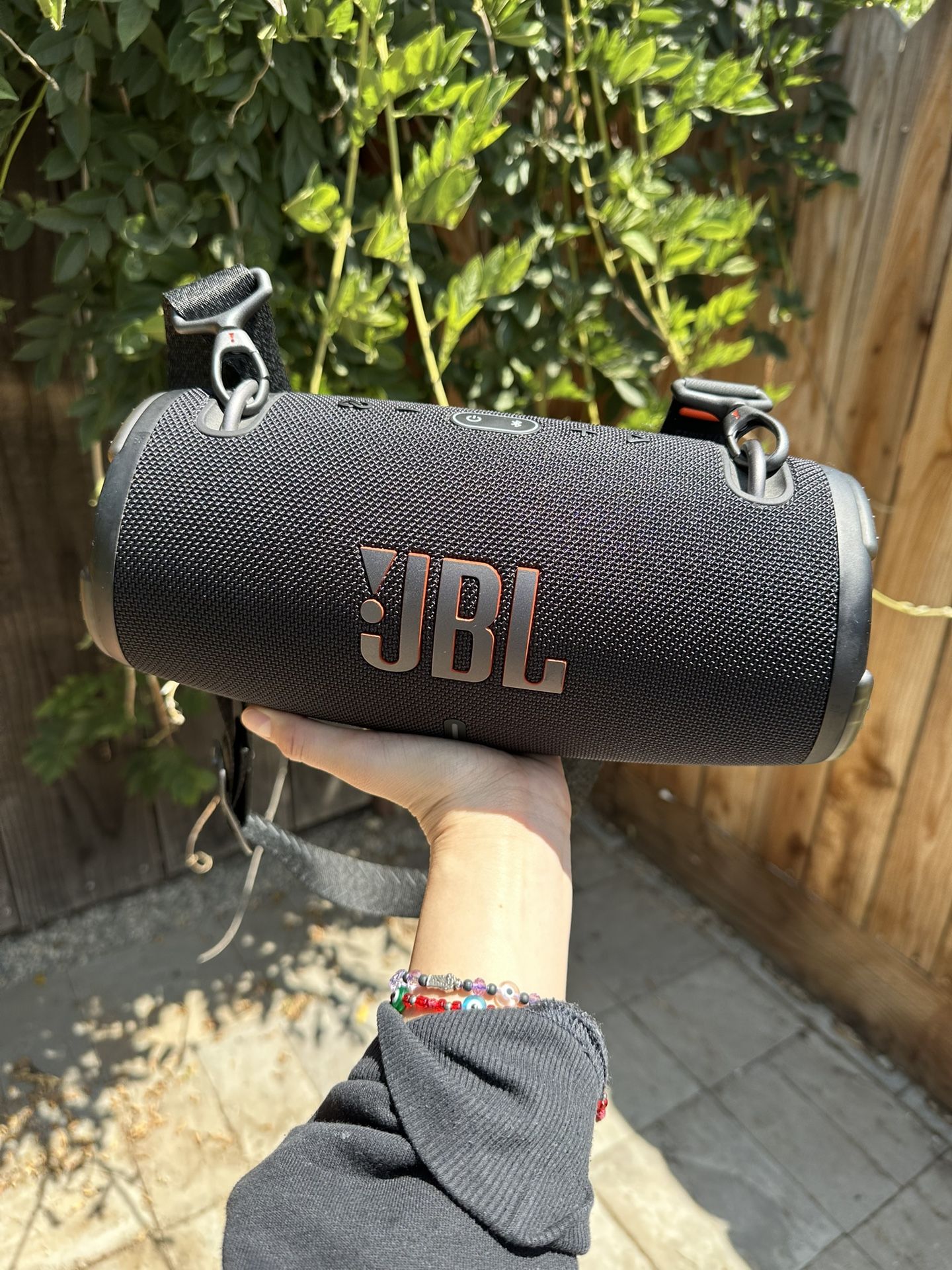 JBL Extreme 3 Portable Speaker