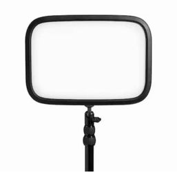Elgato Key Light Air – LED Studio Light for Streaming, Photography & Video