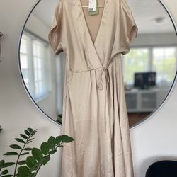 H&M - Silky Gold Dress - L (Large) 