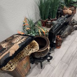 Miscellaneous decor decorations