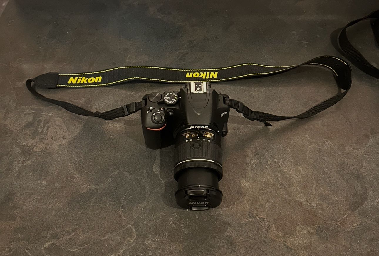 Nikon Digital Camera D3500