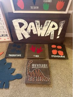 Boys dinosaur room decor