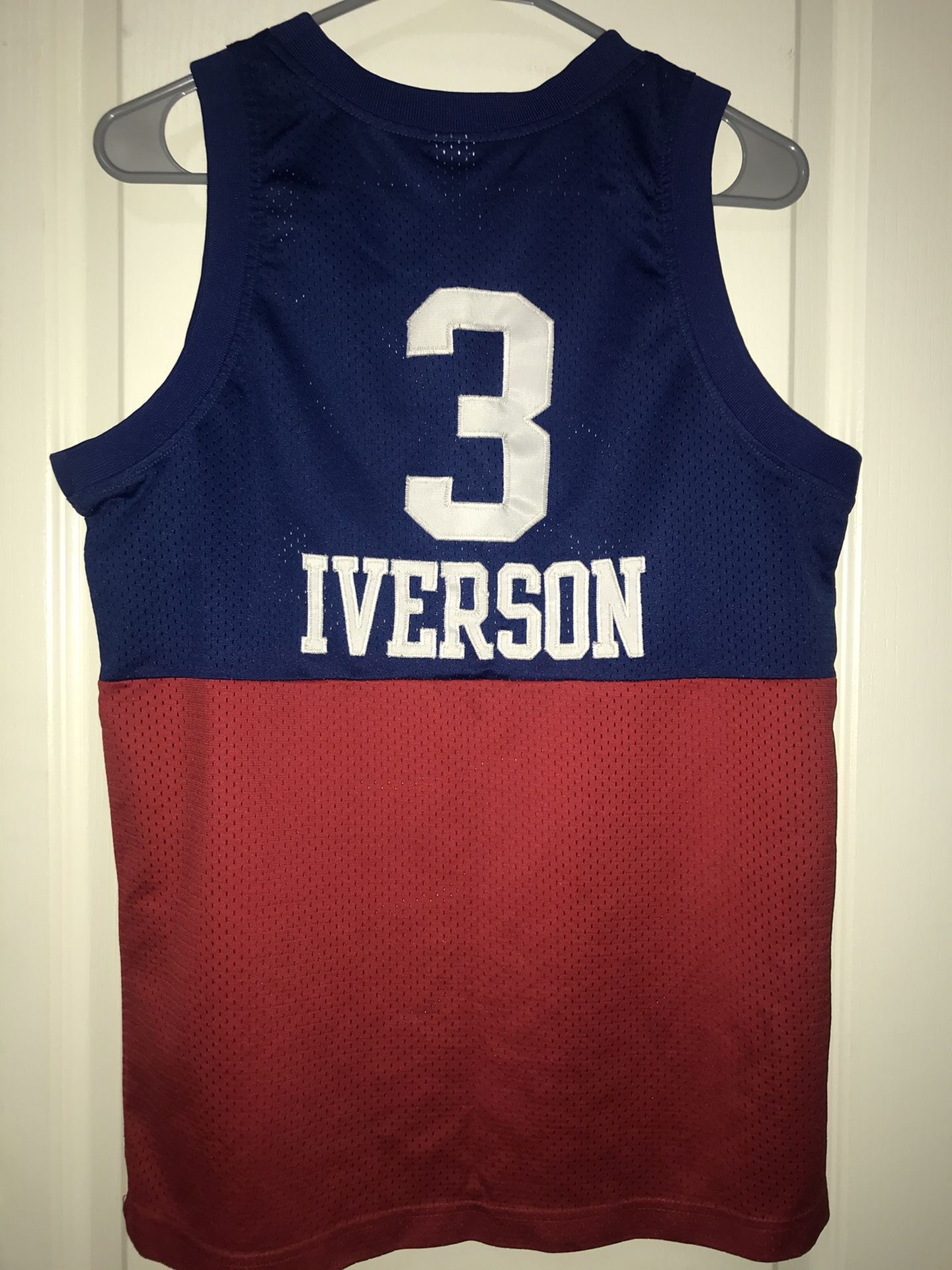NBA Allen Iverson #3 Philadelphia 76ers Jersey Youth Large