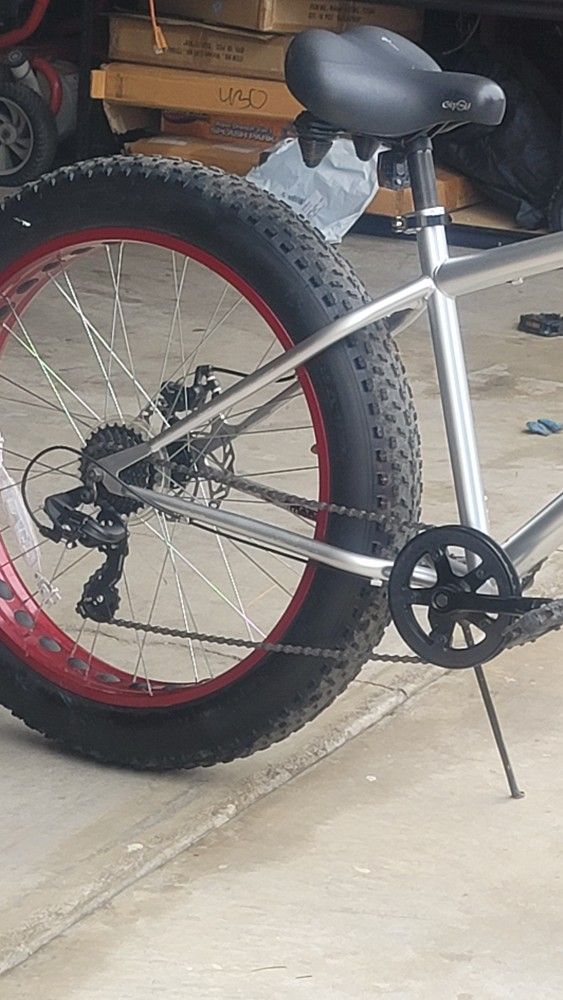 Men Moongoose 26" 7 Speed Fat Tire Bike In New Condition Dont Miss Out Paid 389 Selling Cheap Firm Price