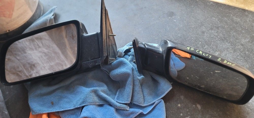 Chevy Pu 95 Mirrors Pair