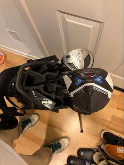 Left handed golf set