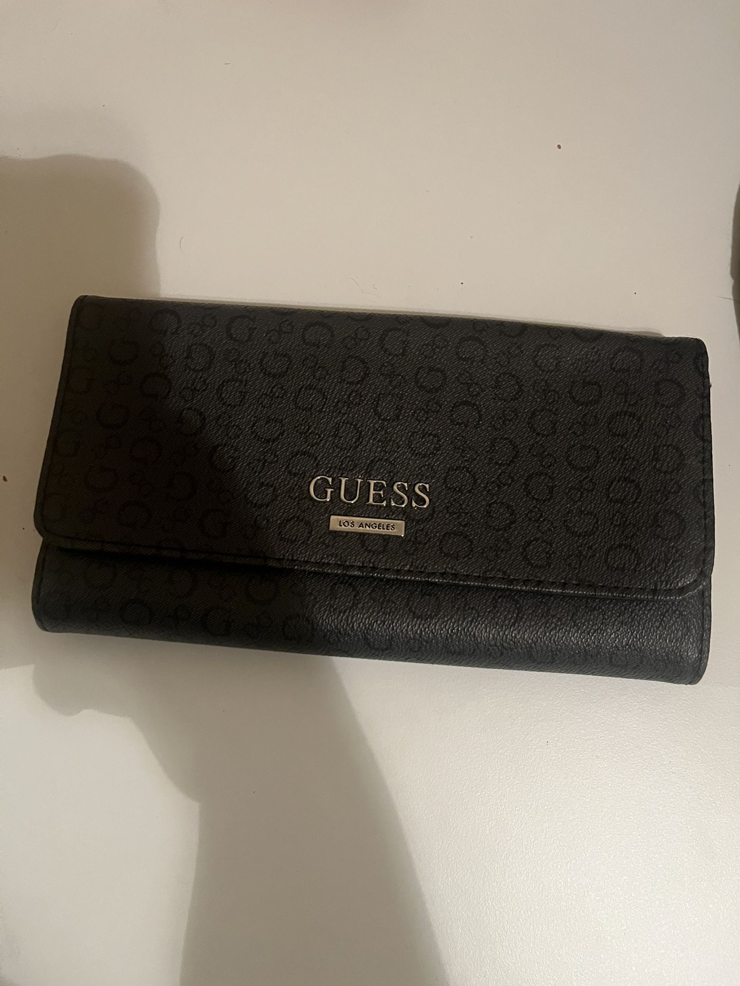 Guess Wallet