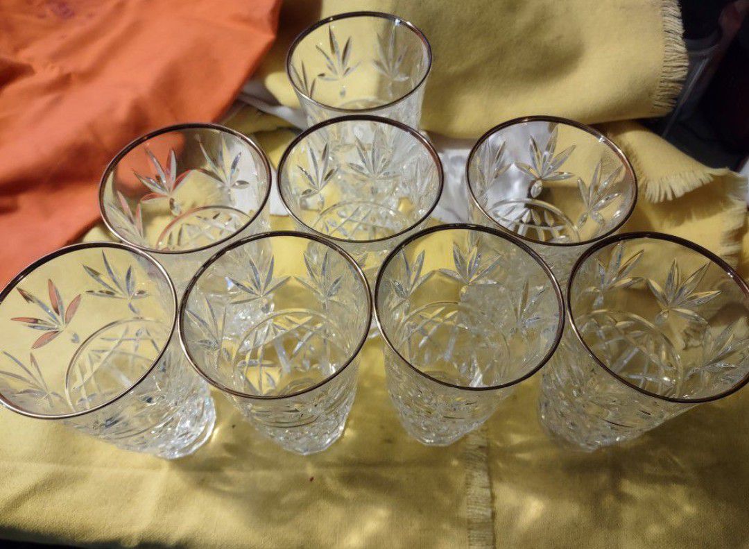Eight Count Crystal Etched Drinking Glasses Will Not Separate New