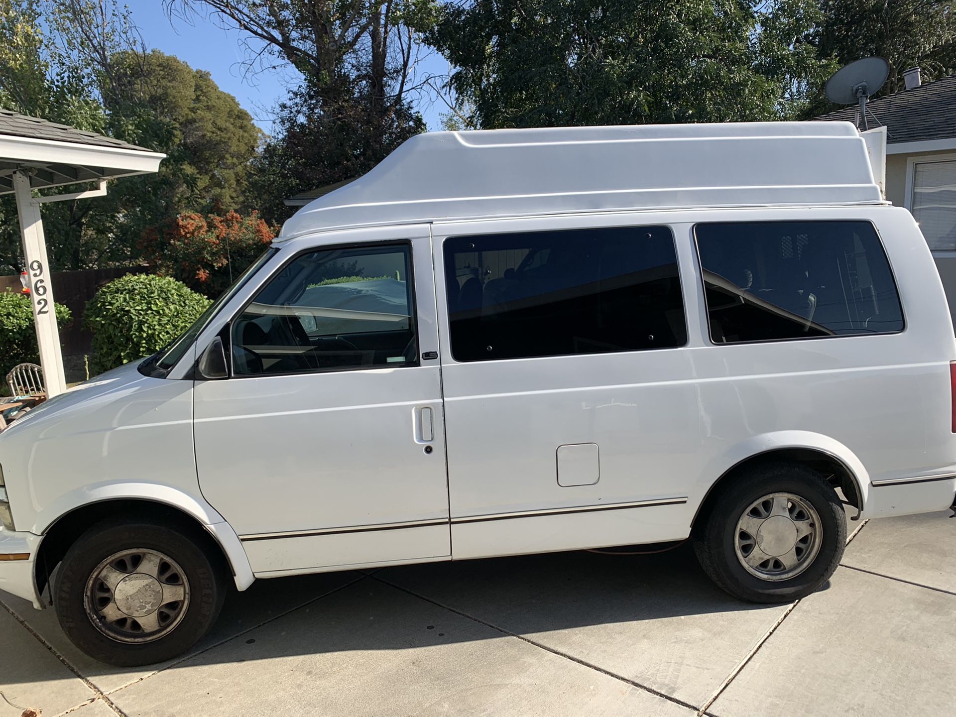 1999 Chevrolet Astro