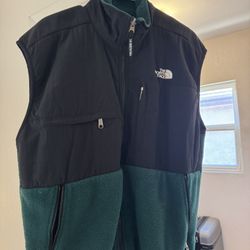 TNF Vest