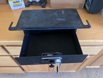 Tesla Model Y Floorsafe – 2020–2025 (Pre-Juniper) – Under Driver’s Seat