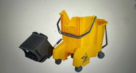 Brand new commercial 8-gallon dual mop bucket