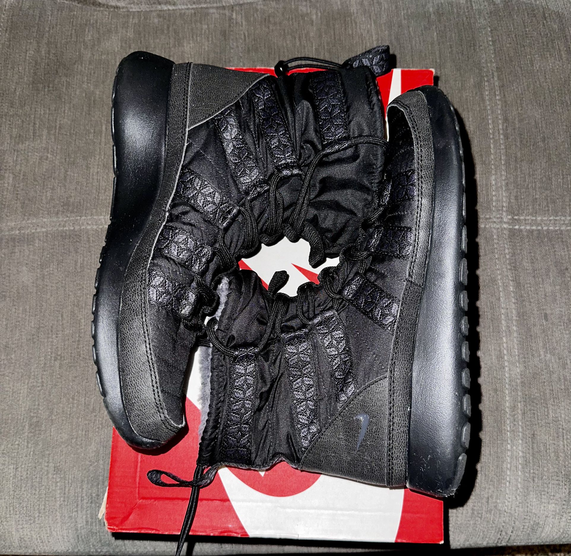 Nike Roshe Black Sneaker Boots