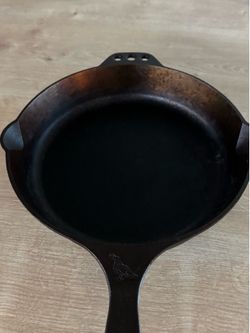 Smithey Ironware 10 inch Cast Iron Skillet