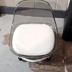 Mini Chair 