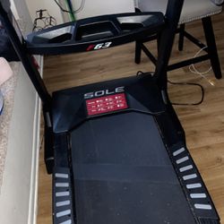 Almost New Treadmill 