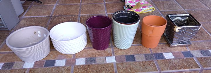 6 Small orchid and succulent pots and 1 medium decorative pot