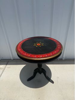 Round Table