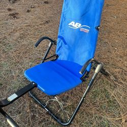 Lounger exercise machine