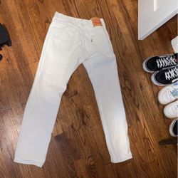 Levi’s Women’s 30