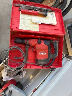 Hilti TE 76 - ATC Rotary Chipping Hammer Demolition Drill