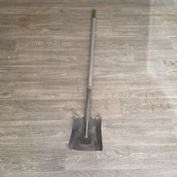 Shovel Square Tip