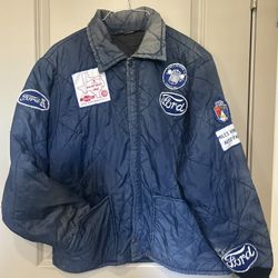 Vintage 80s lightweight jacket with Ford patches size Medium 