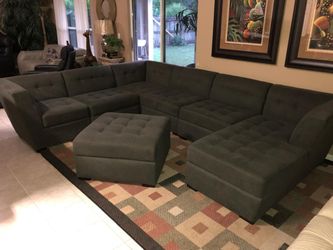 Roxanne on sale couch macys