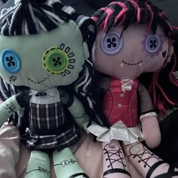 Monster high 18” Plushies