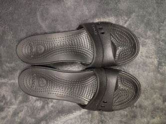 Crocks size 7 black unused just like in the picture