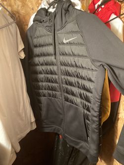 Men’s Nike jacket size medium