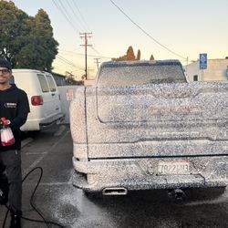 Car 🚗 Wash 🧼 &detail 🧽 Mobil $60 Available Today 
